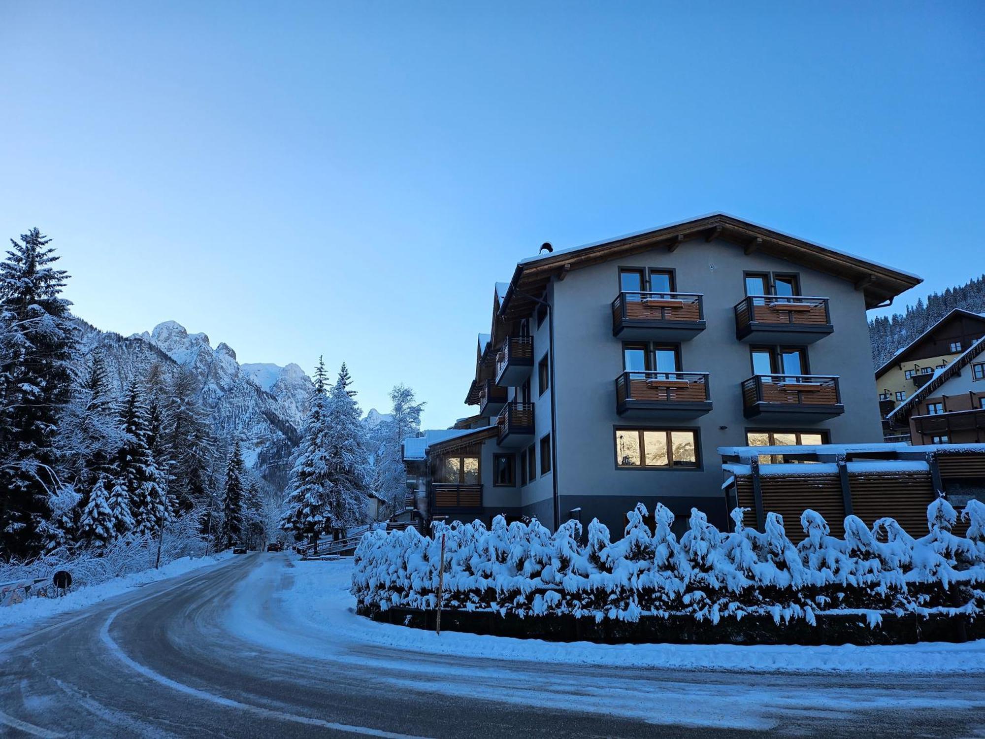 Hotel Fantelli Folgarida Exterior photo